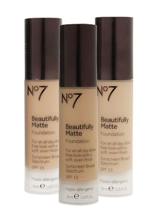 Boots No 7 Lift And Luminate Foundation Margaret Wiegel