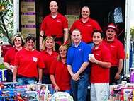 Walgreens Employees Lead by Example Walgreens Employees Lead by Example