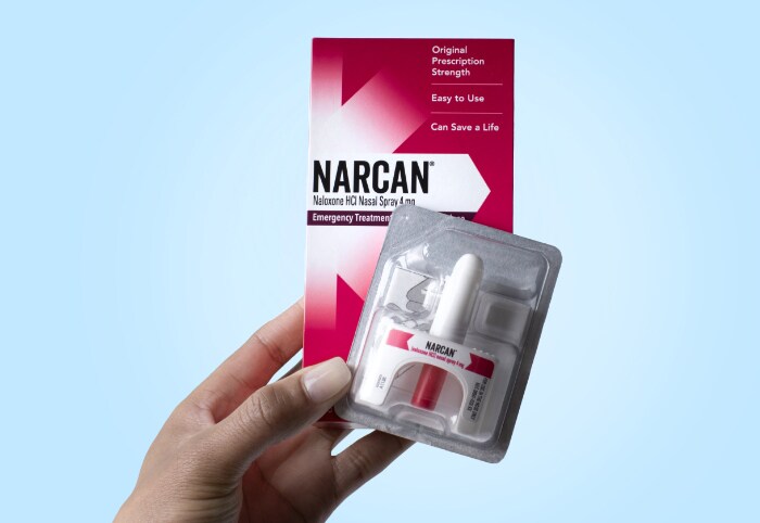 Naloxone online nasal spray